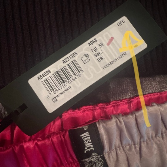 Versace UFC boxing shorts. Shiny metallic pink with black and white Medusa gym - Picture 4 of 5